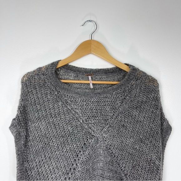 Free People Oversized Knit Sweater Top Free People - Picture 4 of 12
